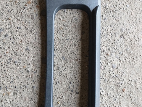 Накладка панели приборов левая под комбин. нов. обр.