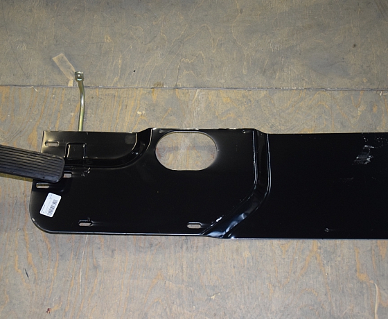 Полик люка с педалью акселератора (ПАЗ-3205) ПАЗ